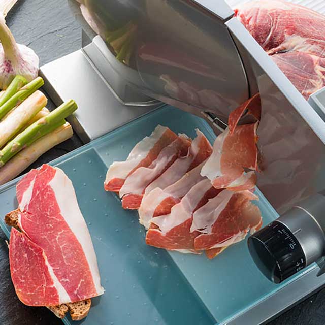 Лучшие электрические и ручные ломтерезки