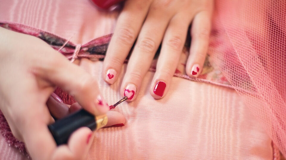 Лучшие детские лаки для ногтей