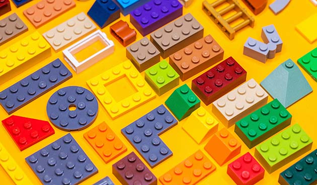 Чем заменить: конструкторы из блоков (лего и аналоги)