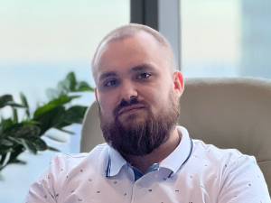 Роман Ахметьянов