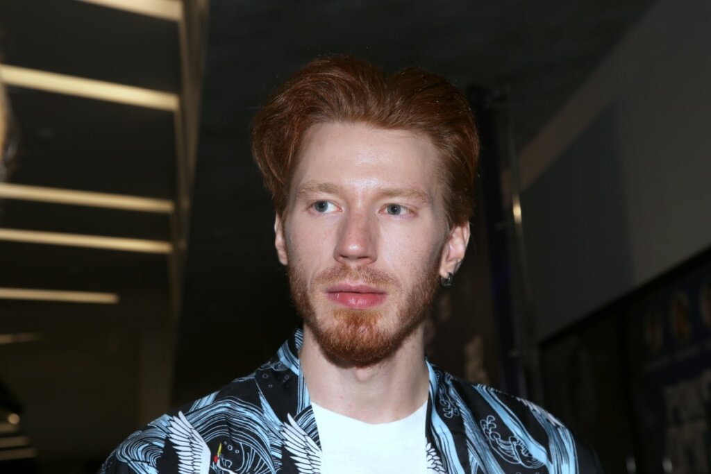 Внук Пугачевой Никита Пресняков покинул Москву после отъезда звездной бабушки