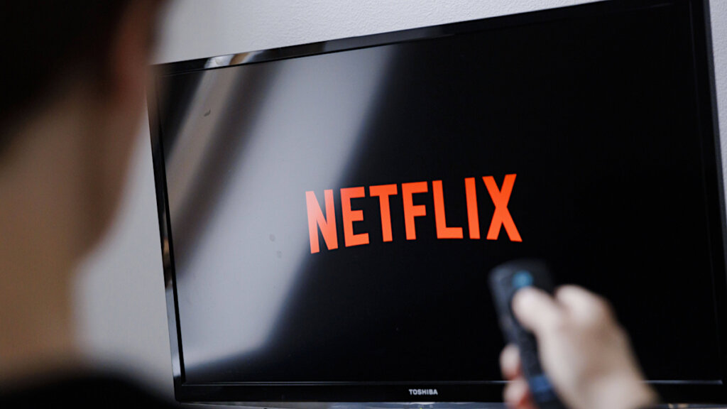 Netflix впервые озвучил финансовые показатели в России