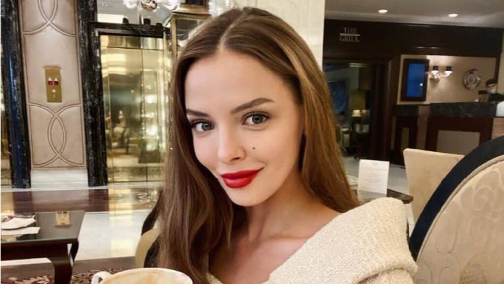 Муж снял на видео, как актриса Марина Орлова родила двойню 