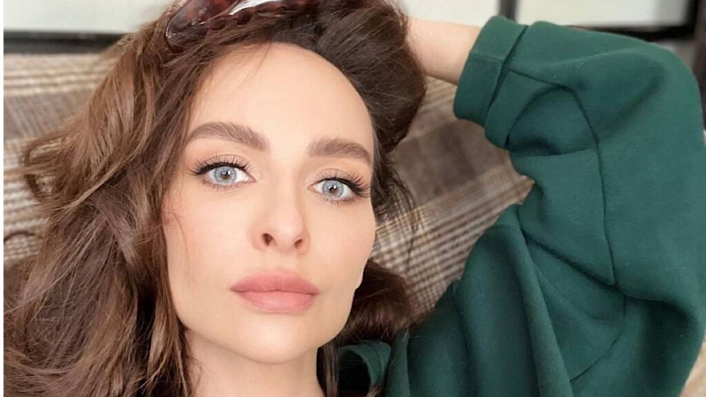 «Самые красивые, идеальные, правильные»: Екатерина Варнава взбесилась из-за негатива в свою сторону