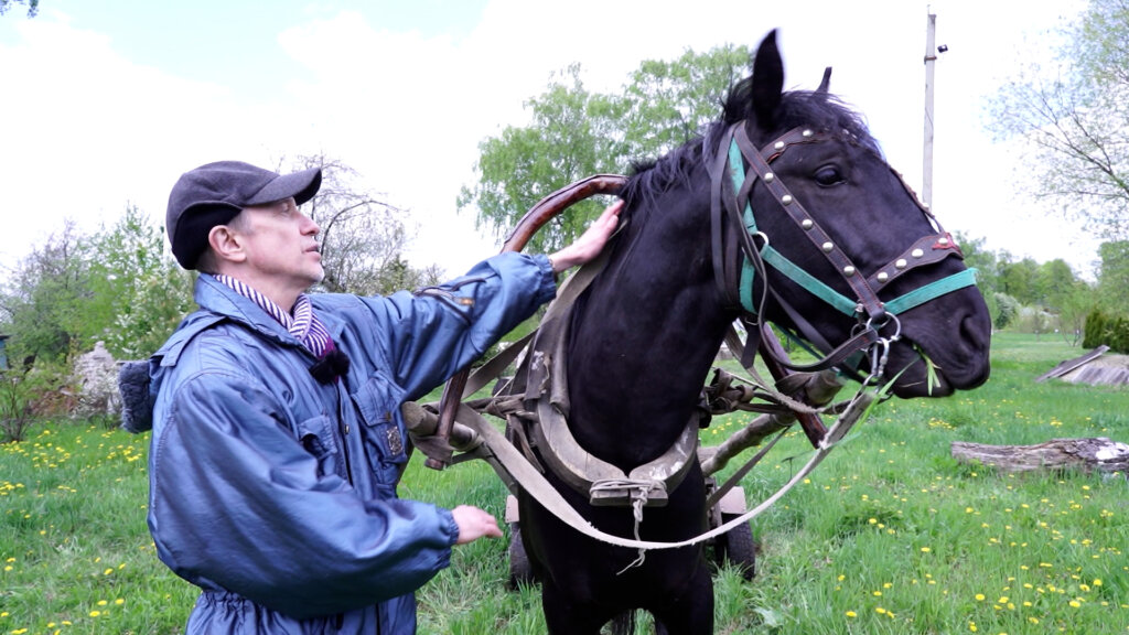 Критик Соседов отчитал бежавших из России звёзд