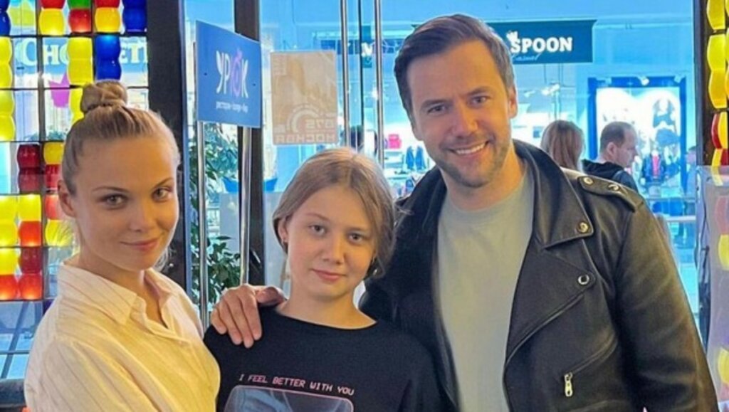 13-летняя дочь съехала от Татьяны Арнтгольц и Марка Богатырева