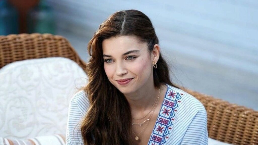 Ферит с Неврой, Пело с Сертером, а Сейран с Акыном: В «Зимородке» намечает новая пара