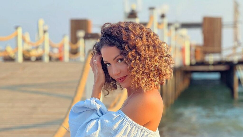 Зепюр Брутян припечатала Агату Муцениеце