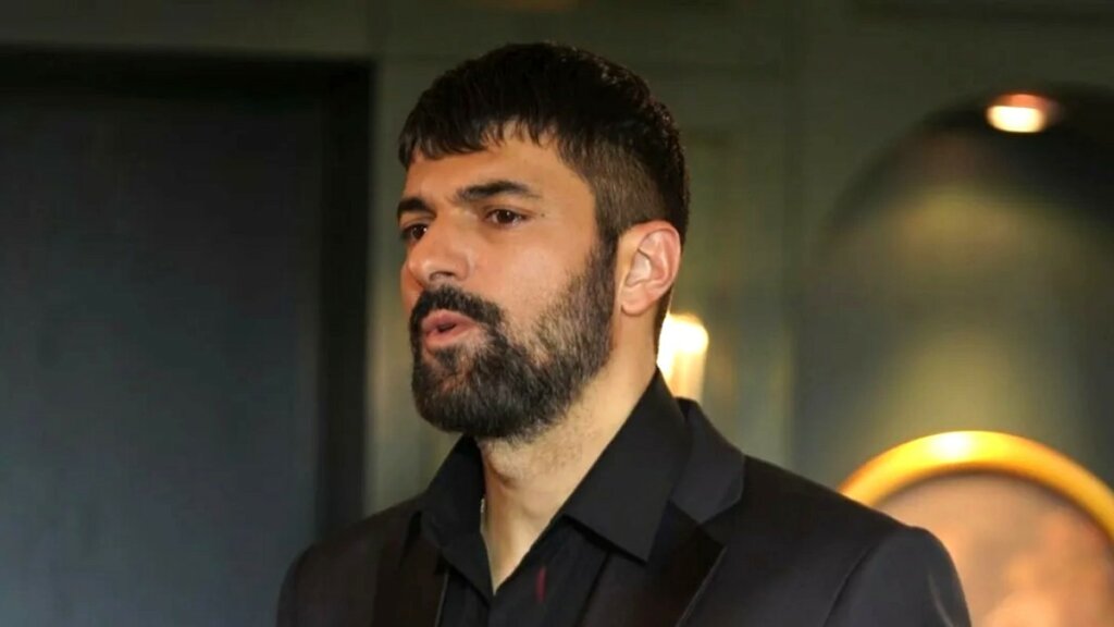 Раздавлен и опустошен: Энгин Акюрек потерял любимую сестру