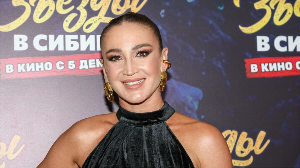 Цветущая от счастья Ольга Бузова начала активную подготовку к родам и шикарной свадебной церемонии