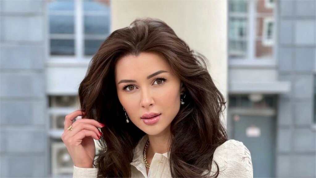 Беременная дочь Анастасии Заворотнюк проговорилась о ребенке