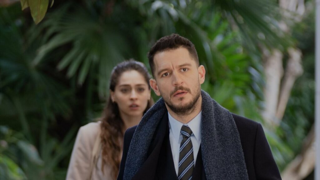 «Спрячь меня»: Плюсы и минусы популярного турецкого сериала и кому его точно стоит посмотреть