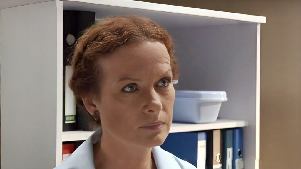 Внебрачная дочь от Андрея Кончаловского и два мужа: как живет актриса Ирина Бразговка