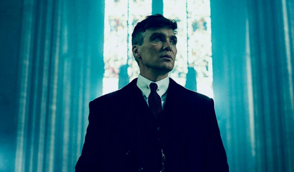 Завершены съемки полнометражного фильма по «Острым козырькам» — он выйдет в 2026 году