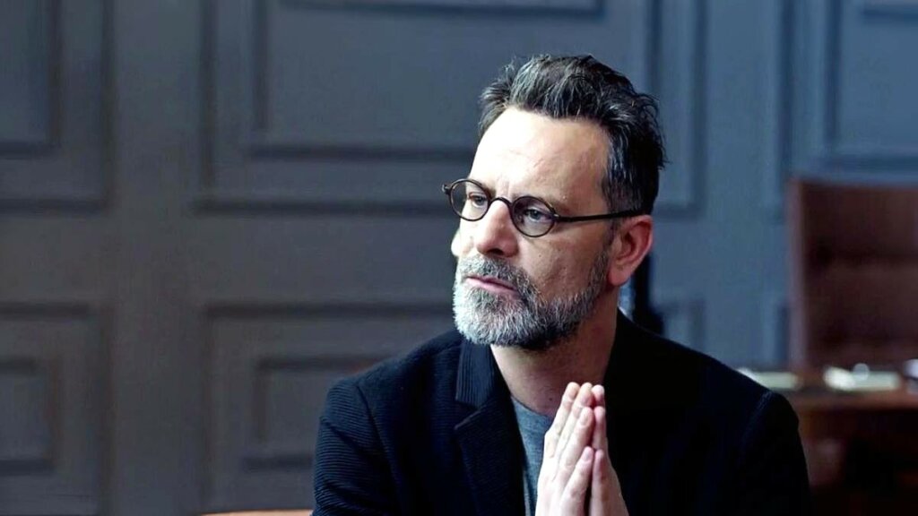 Звезда «Великолепного века» Озан Гювен отправляется в тюрьму отбывать срок за нападение