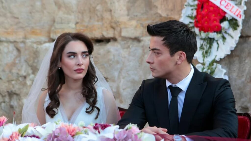 Ипек сбежала со свадьбы: Описание 41 серии турецкого сериала «Далекий город»