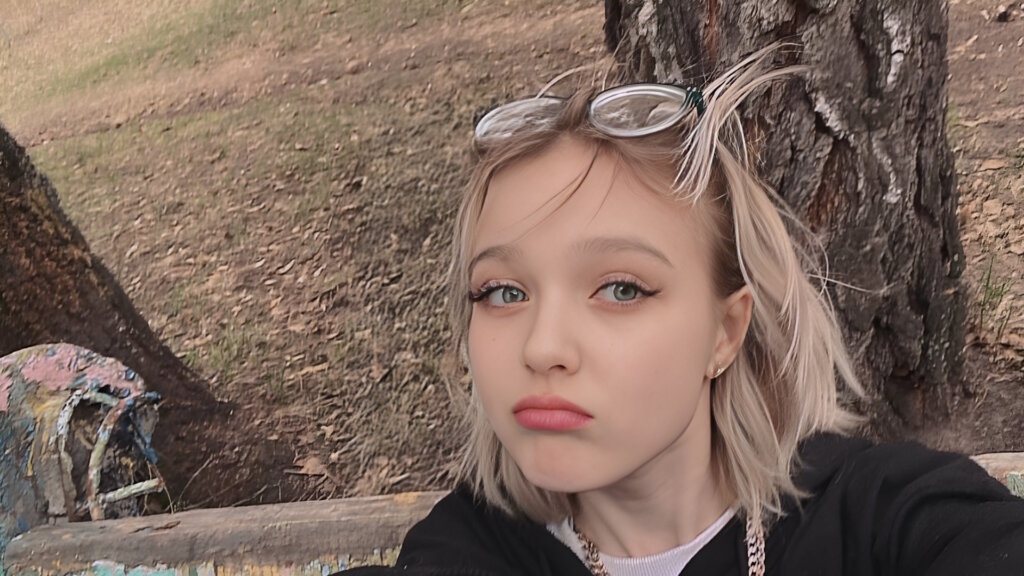 Родившая в 14 лет Дарья Суднишникова ждет второго ребенка