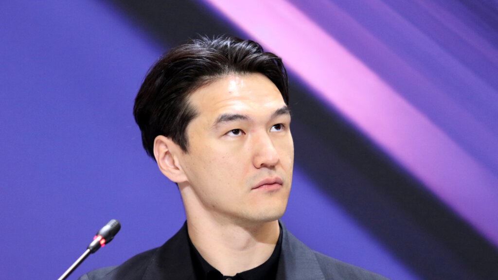 Комика Нурлана Сабурова изгнали из России на 50 лет: и вот почему