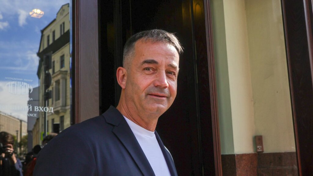 Дмитрий Певцов высказался о назначениях Хабенского и Безрукова во МХАТе