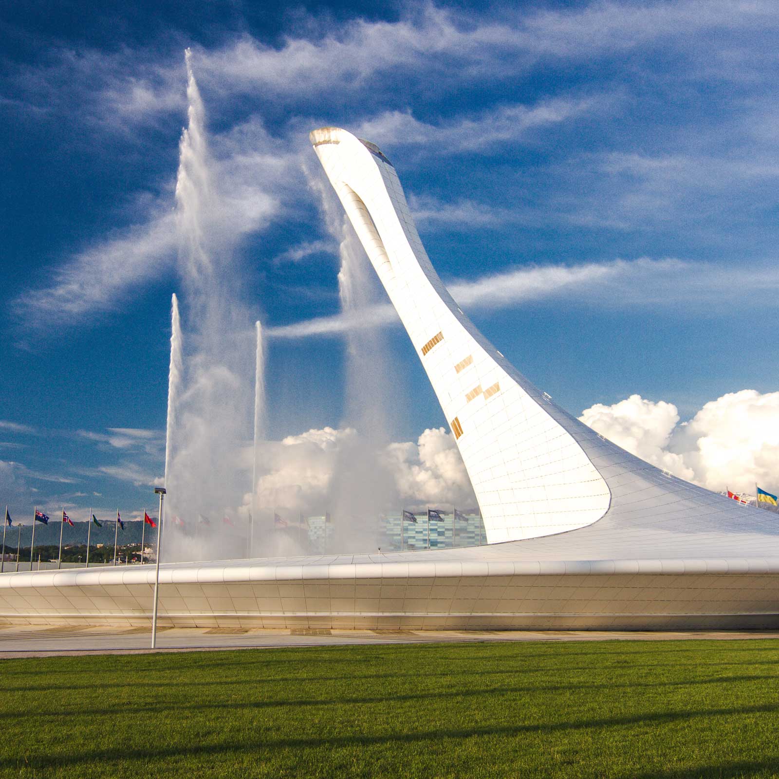 Чаша олимпийского огня Адлер