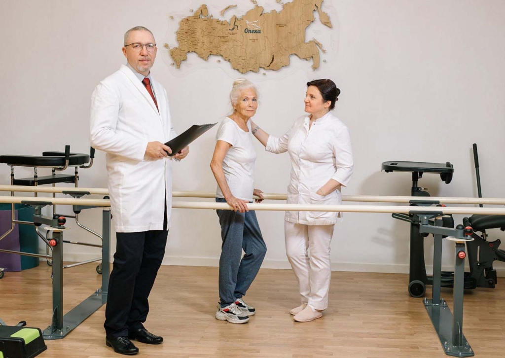 10 лучших реабилитационных центров после инсульта в Москве 2024 ...