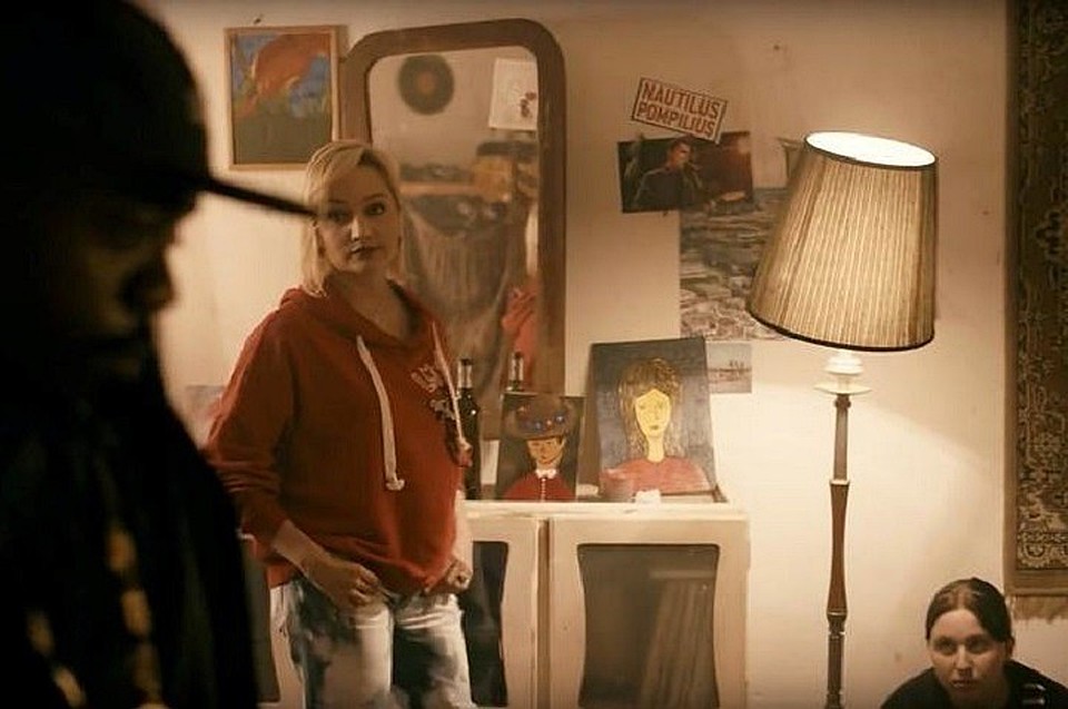 клип монеточки у мамы есть секрет. дискотека монеточка последняя дискотека. монеточка эстетика. клип монеточки у мамы есть секрет. монеточка клипы 2023.