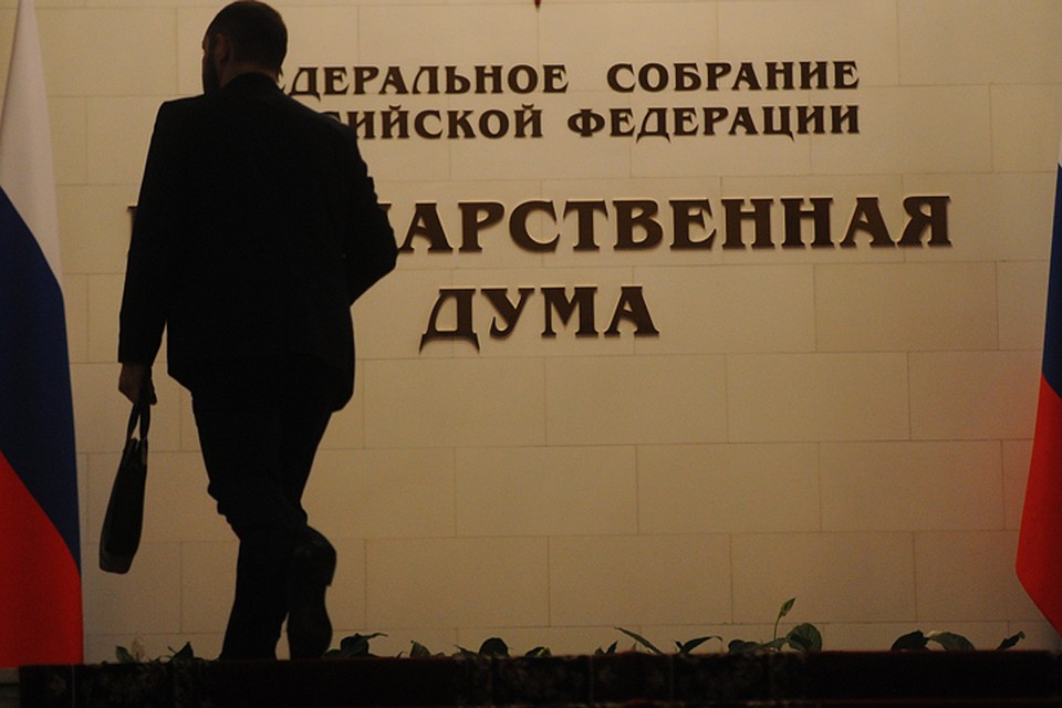 это точно зря. зрелая любит трахаться с молодыми извиняюсь, но, по-моему, ошибаетесь