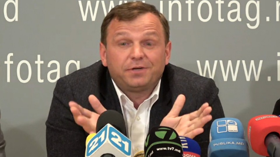 Хроника пикирующего Нэстасе: Какой ты, на фиг, президент Молдовы? Хроника пикирующего Нэстасе: Какой ты, на фиг, президент Молдовы?