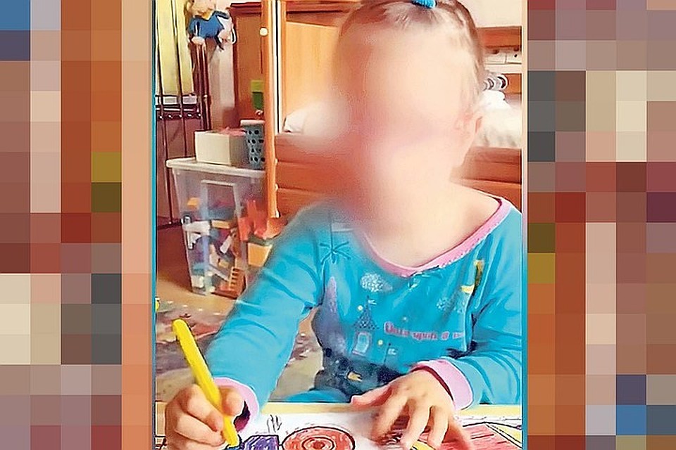 «Когда ей предложили выйти на улицу, у нее затряслись руки»: Куда исчезла девочка, которую родители 5 лет не забирали из больницы