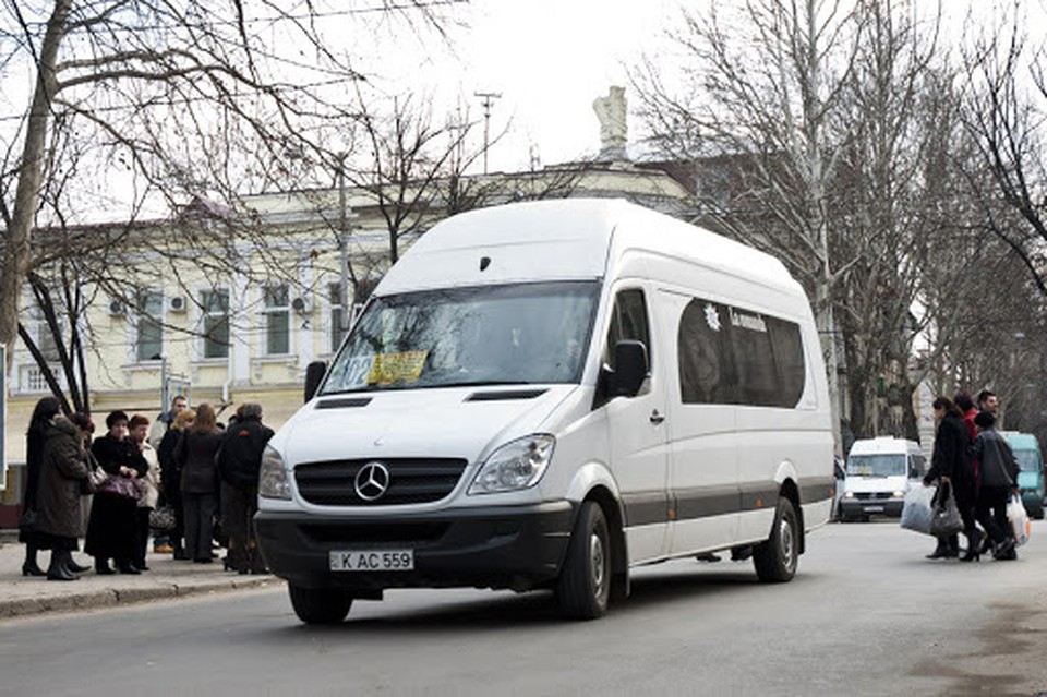 64 маршрутка калининград. маршруты микроавтобусов. маршрутное такси саратов. кишиневские маршрутки. маршрутка картинки.