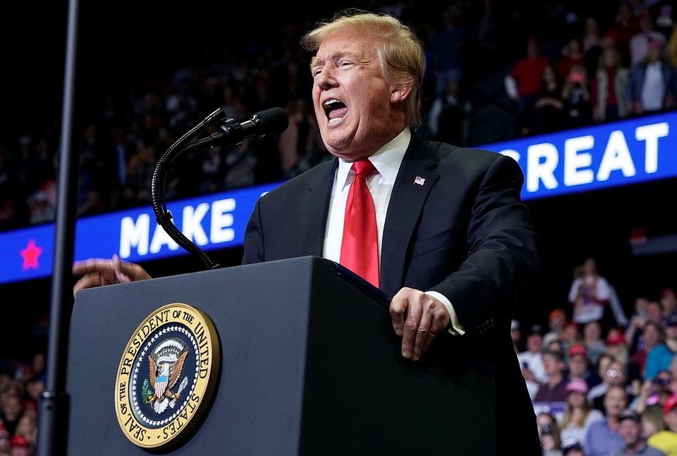 Twitter собирается пресекать попытки Трампа обойти блокировку
