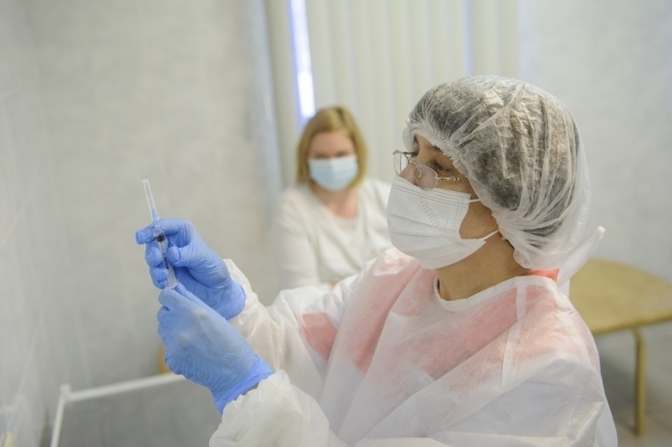 Вакцинация проводится в 2 этапа с промежутком в 3 недели