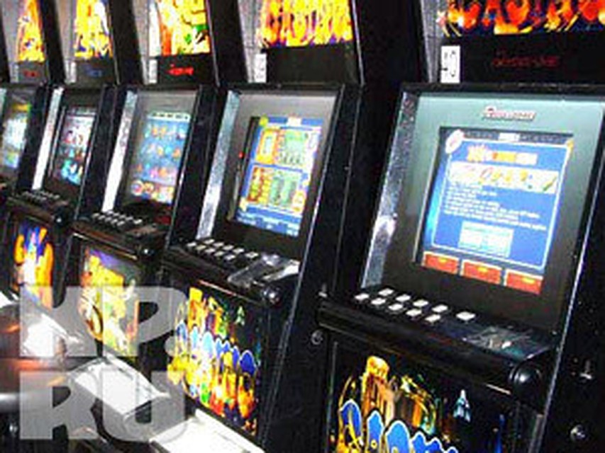 Будут ли закрыты игровые автоматы в спб в 2009 году видео школьницы играют в карты на раздевание