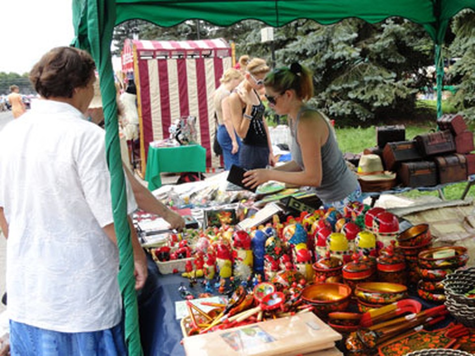 ярмарка. кинотеатр юбилейный ухта ярмарка. рынок юбилейный поселок. ярмарка юбилейный. алмазная выставка мирный якутия.