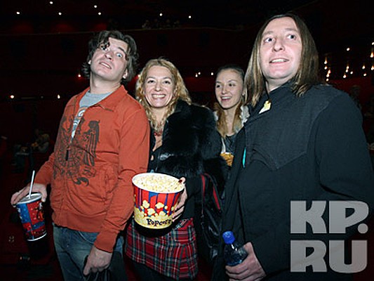 Звездные родители, которые предали своих детей - завел молодуху, забыл про сына,