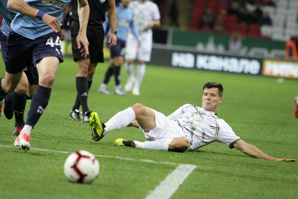 последние секунды матча. последние секунды матча. газзаев 1996 золотой матч. чемпионат россии – рубин. ньюкасл астон вилла.