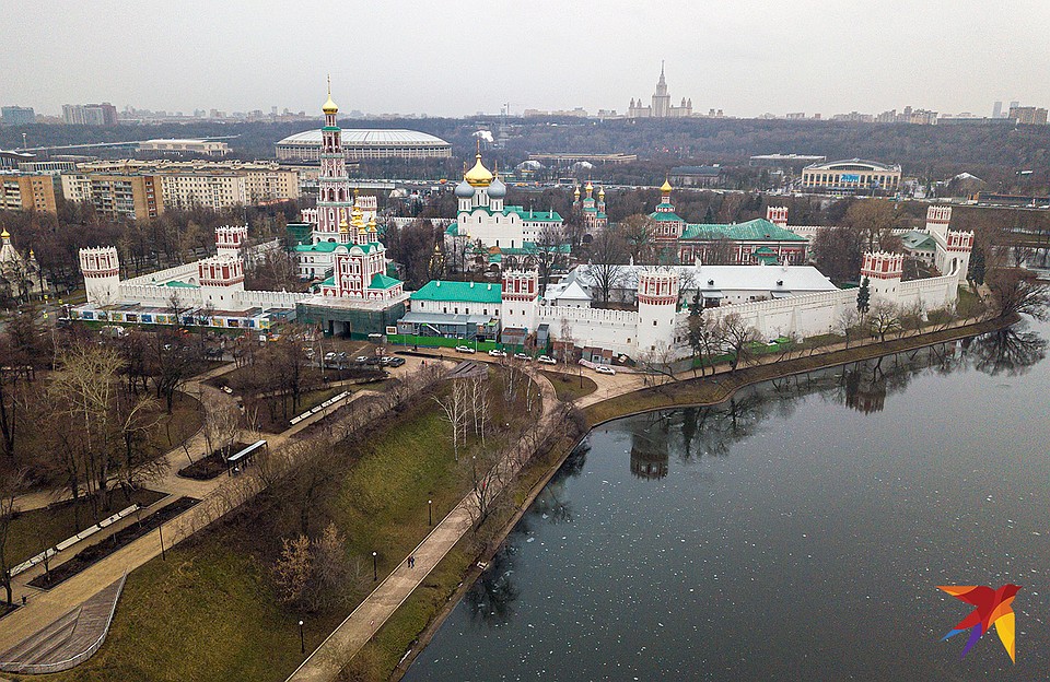 В свое время монастырь был неприступной крепостью. Фото: Михаил ФРОЛОВ