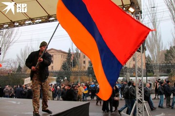 Митинг оппозиции.