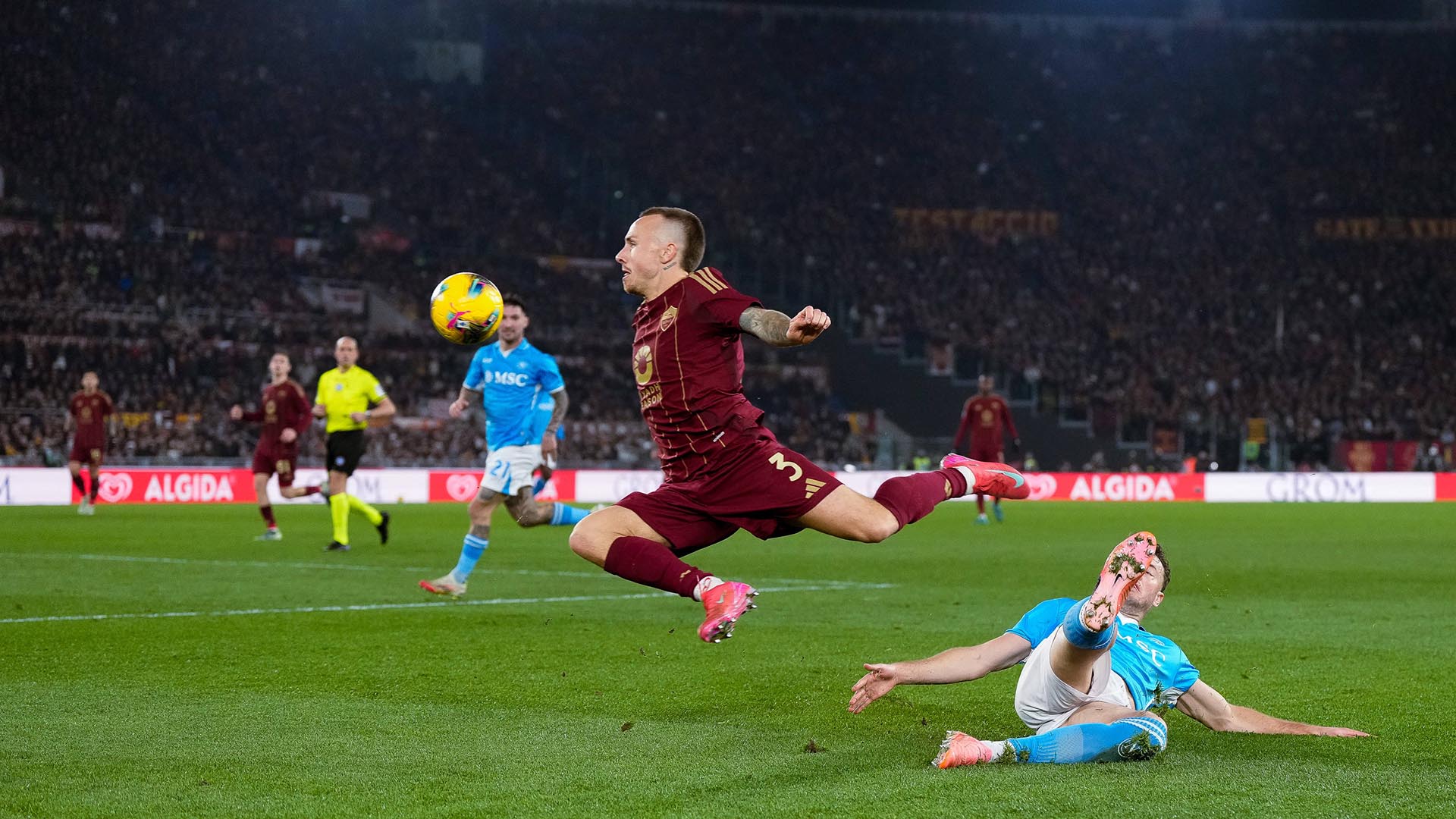 ФК «Рома» — ФК «Наполи». Фото: globallookpress.com/IMAGO/Giuseppe Maffia