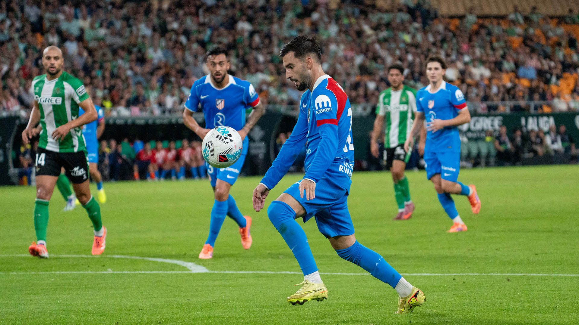 ФК «Атлетико Мадрид» — ФК «Реал Бетис». Фото: globallookpress.com/Andres Lopez Sheridan