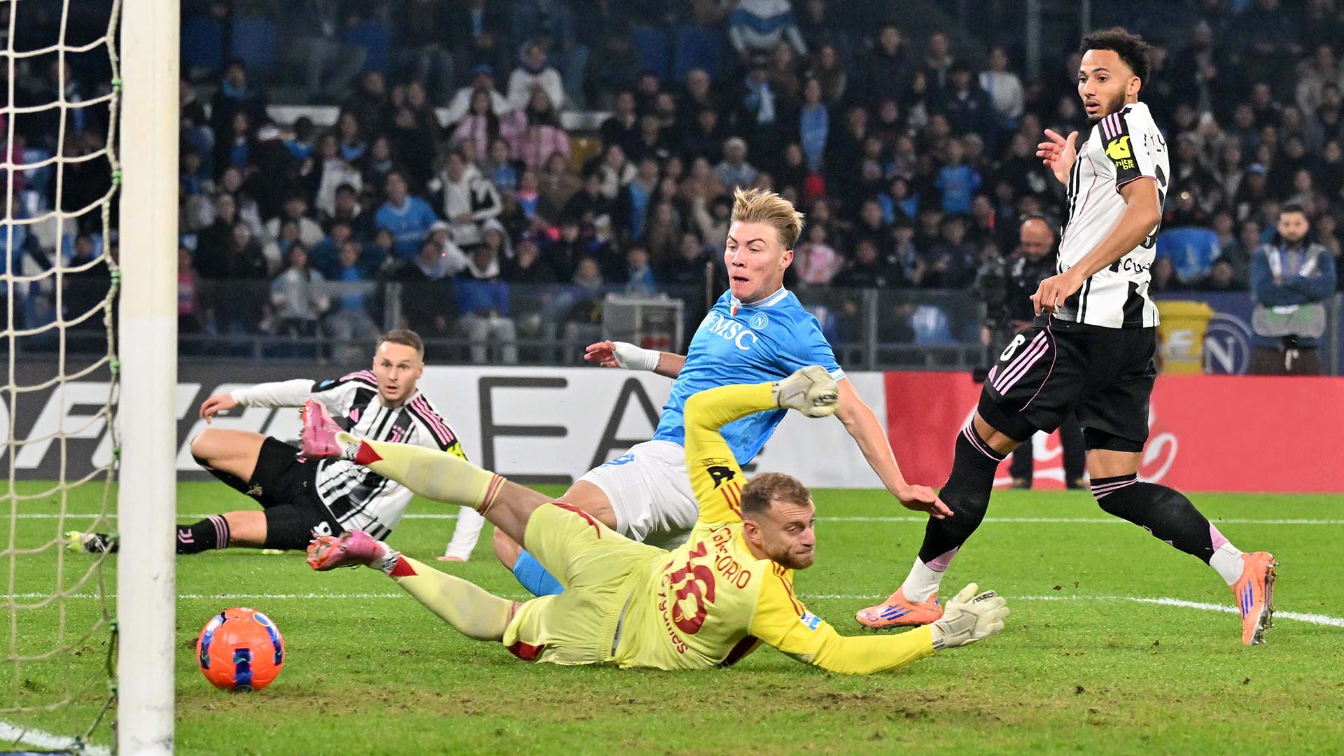 ФК «Ювентус» — ФК «Наполи». Фото: globallookpress.com/Alberto Lingria