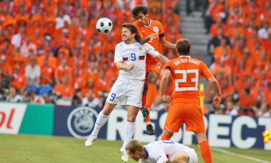 Иван Саенко был одним из тех, кто принимал участие в победном матче Евро-2008 с Нидерландами (3:1). Фото: ТАСС