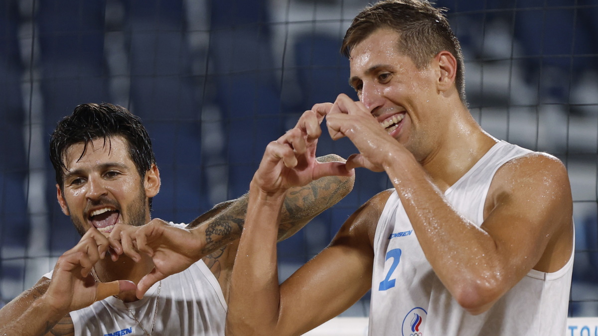 Вячеслав Красильников и Олег Стояновский. Фото: REUTERS