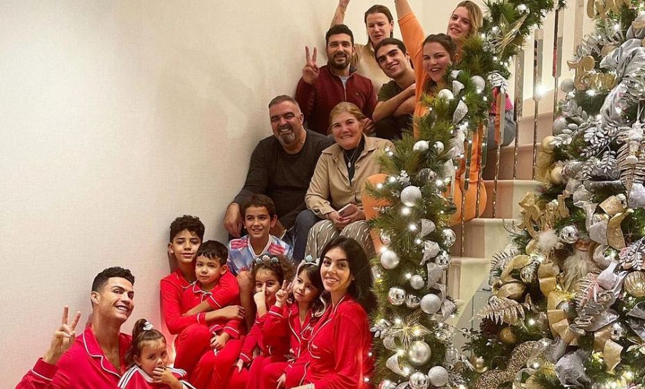 Роналду в кругу своих самых близких. Фото: Instagram