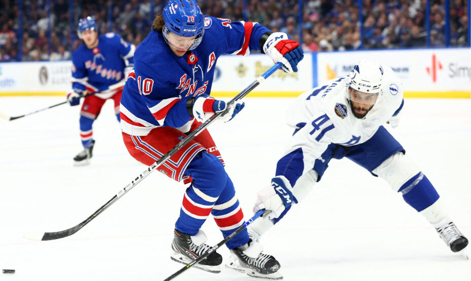 Артемий Панарин, хоккей