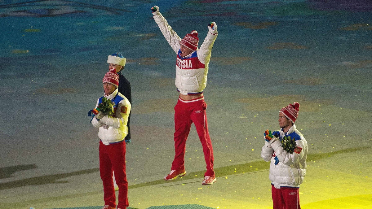 Прыжок Легкова на олимпийском стадионе в Сочи-2014. Фото: GLOBAL LOOK PRESS