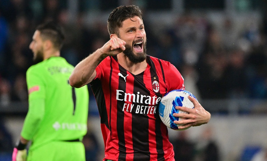 «Милан» продолжает бороться за чемпионство, а Жиру — штамповать голы. 
Фото: Reuters