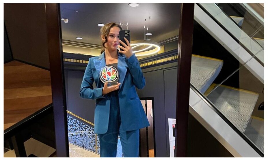 Алина Загитова