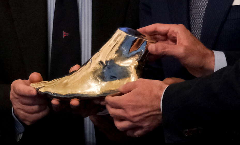 Создана точная копия левой ноги Диего Марадоны. Фото: Global Look Press