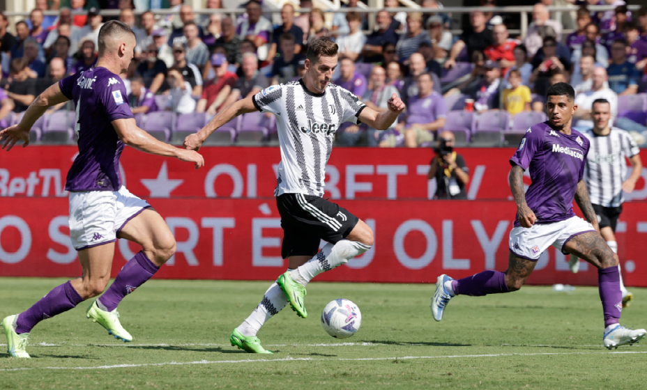 «Фиорентина» дала бой «Ювентусу» на своем поле.
Фото: Reuters